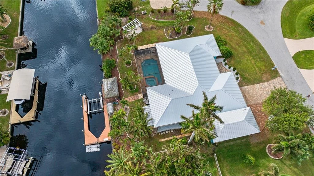 Cape Coral triple lot lifestyle property